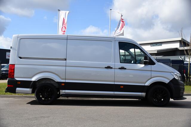 Volkswagen CRAFTER 35 2.0 TDI L3H2 Highline PB Edition Adaptieve Cruise, Camera, Carplay, Clima, LED, Stoelverwarming, Multimedia, Sensoren, Uniek!