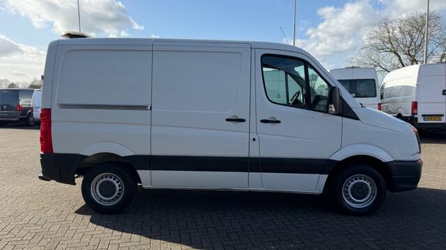Volkswagen CRAFTER 2.0 TDI 80KW 110PK EURO 6 AIRCO/ CRUISE CONTROL/ CAMERA/ 100% DEALERONDERHOUDEN