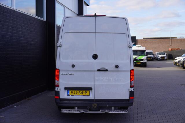 Volkswagen CRAFTER 2.0 TDI 140PK L3H3 EURO 6 - Airco - Cruise - Camera - ¤ 18.950,- Excl.