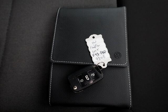 Volkswagen CRAFTER 35 2.0 TDI 140pk DSG-Automaat L3H2 (L2H1) Comfortline Navi/Camera/Inrichting 08-2020