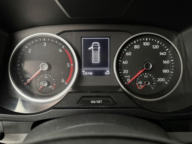 Volkswagen CRAFTER 2.0TDI 140PK L3H2 Highline | Leder | Navigatie | Camera | Airco | Cruise