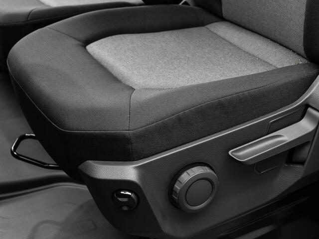 Volkswagen CRAFTER Bedrijfswagens 35 2.0 TDI 140pk Highline L3H3 · Camera · Trekhaak · Tussenschot · Alarm · Cruise Control · Trekhaak · Garantie t/m 22-12-2028 of 120.000km