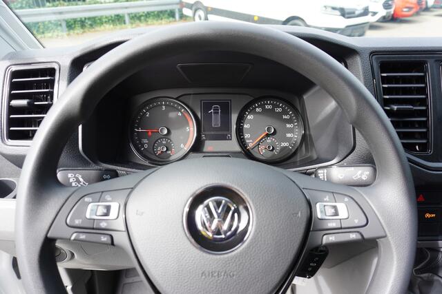 Volkswagen CRAFTER 35 177pk L4H3/L3H2 LED Apple Carplay Parkeersensoren Camera 3-Zits Multifunctioneel stuurwiel