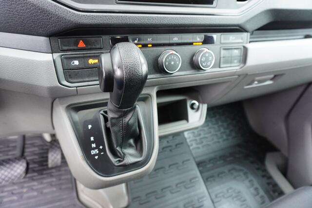 Volkswagen CRAFTER 35 177PK Automaat 4X4 L3H2/L2H1 4Motion Trekhaak Camera Navigatie Stoelverwarming