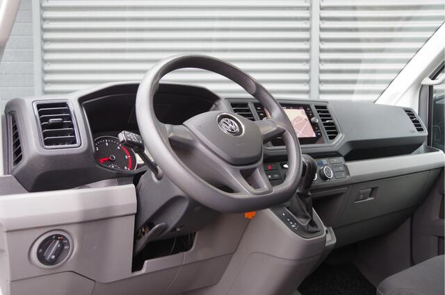 Volkswagen CRAFTER 35 2.0 TDI L3H3 Highline 177PK AUT. LED, STANDKACHEL, CAMERA, NAVI, CRUISE, AIRCO, PARKEERSENSOREN