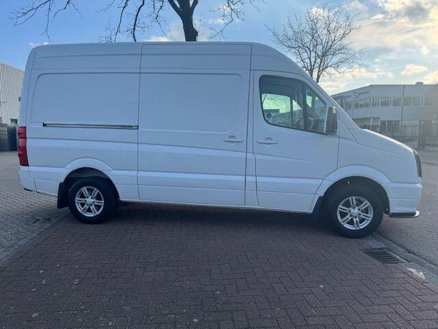 Volkswagen CRAFTER 35 2.0 TDI 140pk L2 H2 Euro6 172.000km Airco,Navigatie,3 Zits