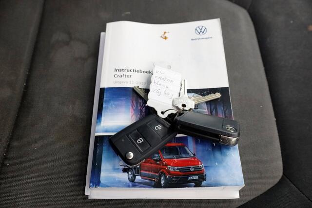 Volkswagen CRAFTER 35 2.0 TDI E6 Bakwagen met achterdeuren 2-Persoons 07-2020