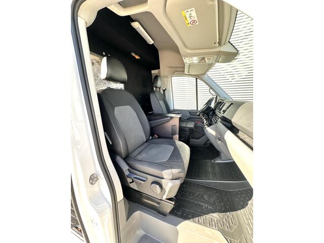 Volkswagen CRAFTER 35 2.0 TDI L2H2 Highline Navi|Trekhaak|Cruise