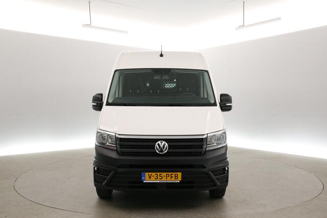 Volkswagen CRAFTER 2.0 TDI L3H3 140PK | 3000KG Trekgew. | Trekhaak | Airco | Adap. Cruise | Camera | Carplay | 3 Zits