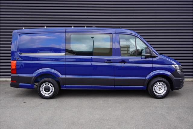 Volkswagen CRAFTER 35 140pk L3H3/L2H2 Navigatie Trekhaak Parkeersensoren Stoelverwarming Airco