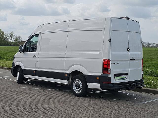 Volkswagen CRAFTER 35 L3H3 140Pk Automaat Trekhaak Camera CarPlay Euro6!