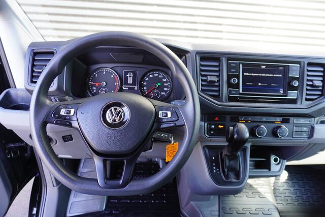 Volkswagen CRAFTER 35 180pk Automaat L4H3/L3H2 Parkeersensoren Camera 2-zits Apple Carplay