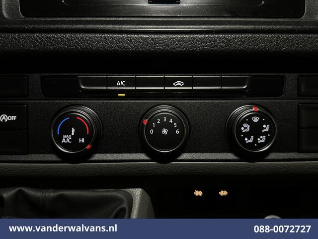 Volkswagen CRAFTER 2.0 TDI 141pk L3H2 L2H1 Euro6 Airco | Camera | Apple Carplay | 3000kg Trekhaak Android Auto, Bijrijdersbank