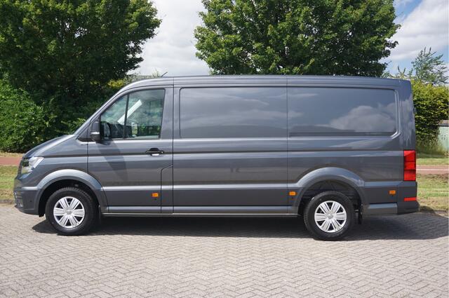 Volkswagen CRAFTER 35 177PK L3H2 AUT Facelift BPM VRIJ!! 13" Navi, Cam, Gev. Stoel, Alarm, LED!! NR. 424