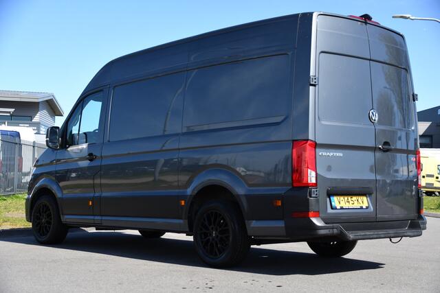 Volkswagen CRAFTER 30 2.0 TDI L3H3 PB Edition Camera, Adaptieve Cruise, Carplay, LED, Leder, 177pk, Automaat, Stoelverwarming, Vooruit verwarming, Stuur verwarming, Uniek!