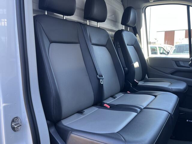 Volkswagen CRAFTER 35 2.0 TDI L4 Open laadbak Pick-up Airco Cruise controle 3-Persoons 1e eigenaar Dealer onderhouden p-up bakwagen Achterruitrijcamera Lederbekleding Werkverlichting