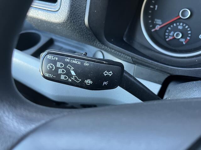 Volkswagen CRAFTER 35 2.0 TDI L4 Open laadbak Pick-up Airco Cruise controle 3-Persoons 1e eigenaar Dealer onderhouden p-up bakwagen Achterruitrijcamera Lederbekleding Werkverlichting