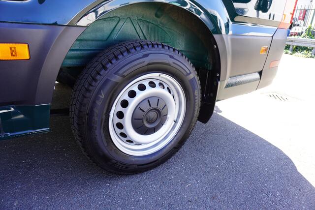 Volkswagen CRAFTER 140pk Facelift L3H2/L2H1 Highline Apple Carplay Trekhaak Parkeersensoren Digitaal dashboard