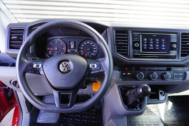 Volkswagen CRAFTER 35 180pk L4H3/L3H2 Apple carplay Camera LED Cruise control Airco Massagefunctie bestuurdersstoel