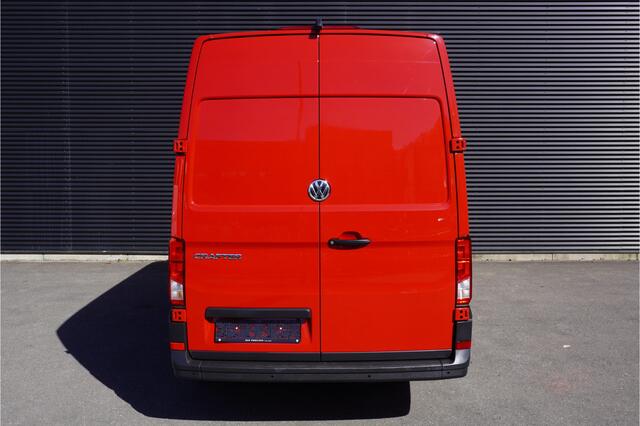 Volkswagen CRAFTER 35 180pk L4H3/L3H2 Apple carplay Camera LED Cruise control Airco Massagefunctie bestuurdersstoel