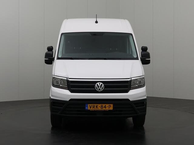 Volkswagen CRAFTER 2.0TDI 140PK Automaat L3H3 | Laadklep | Airco | Cruise | Camera | Multimedia