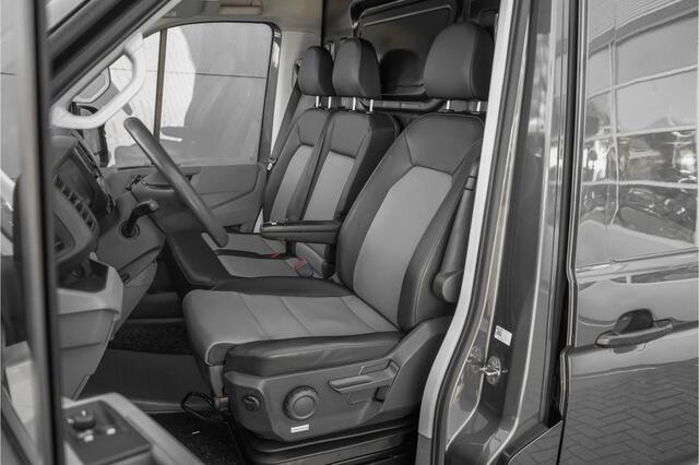 Volkswagen CRAFTER 30 2.0 TDI L3H2 2x Schuifdeur LED Camera Leder