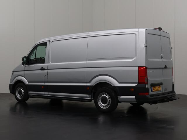Volkswagen CRAFTER 2.0TDI 177PK Automaat L3H2 Highline | Trekhaak 3000Kg | Airco | Navigatie | Camera | Multimedia | Betimmering