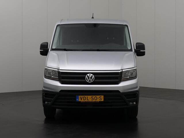 Volkswagen CRAFTER 2.0TDI 177PK Automaat L3H2 Highline | Trekhaak 3000Kg | Airco | Navigatie | Camera | Multimedia | Betimmering
