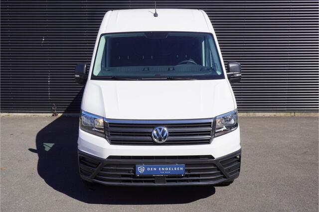 Volkswagen CRAFTER 180pk Automaat L3H3/L2H2 Apple Carplay Camera Trekhaak Parkeersensoren Airco Cruise control