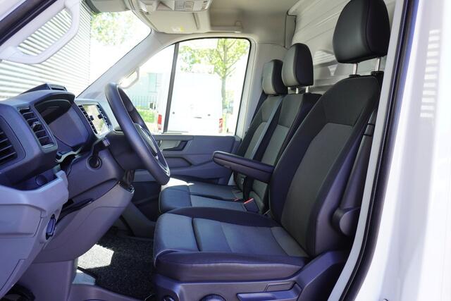 Volkswagen CRAFTER 164pk Dubbellucht Bakwagen Navigatie Apple Carplay Camera Airco Cruise control Koffer