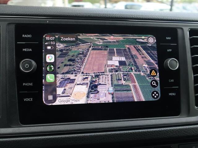 Volkswagen CRAFTER 35 2.0 TDI 177 PK AUT. L3H3 + 3000 KG TREKHAAK | ADAPTIVE CRUISE | LED | CAMERA | CARPLAY | STOELVERW.