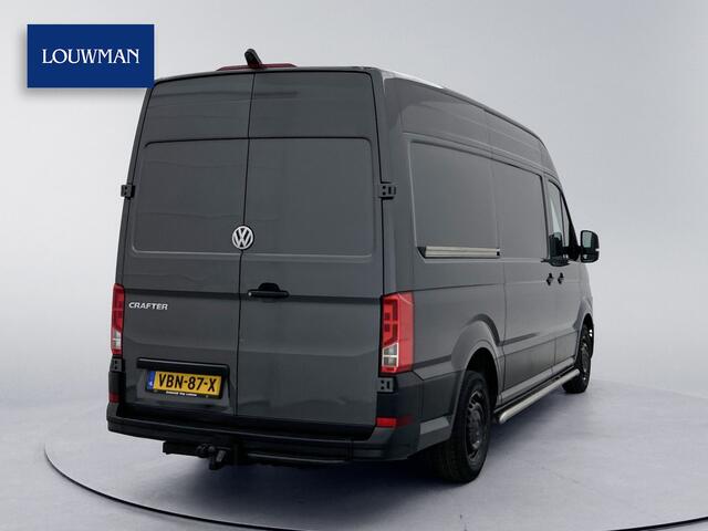 Volkswagen CRAFTER 35 2.0 TDI L3H3 Highline dsg 177pk Trekhaak Navigatie Euro 6 Camera