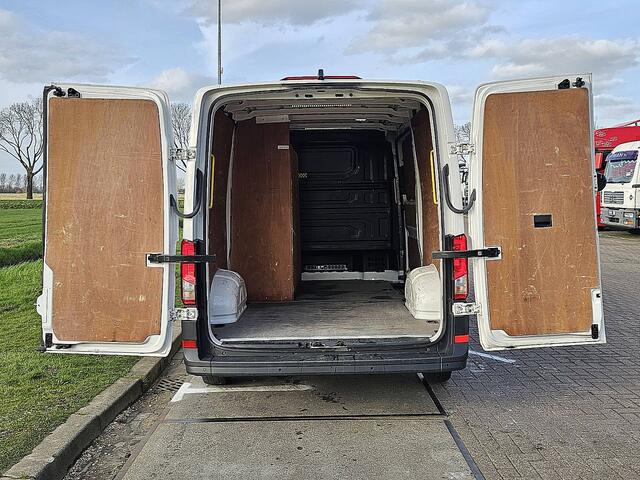 Volkswagen CRAFTER 35 2.0 TDI L3H2 L3H2 (L2H1) Lang, 2x zijdeur, automaat, airco, navi, camera, pdc, cruise control