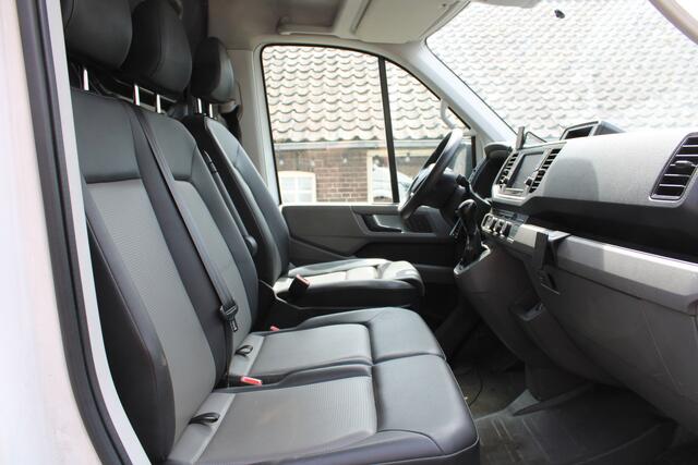 Volkswagen CRAFTER 35 2.0 TDI L3H3 Highline LED XENON CAMERA AUTOM LEER 147000KM!!!