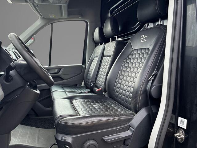 Volkswagen CRAFTER 35 2.0 TDI 140pk DSG L3H3 EURO VI · Camera · Apple/Android Car Play · Trekhaak · Elek. Inklapbare Spiegels · ACC · Alarmklasse 3 · Garantie t/m 04-09-2028 of 120.000km