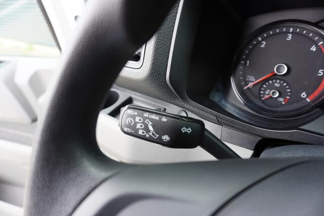 Volkswagen CRAFTER 140pk Open laadbak Dubbele cabine Trekhaak Airco Cruise control Pick-Up