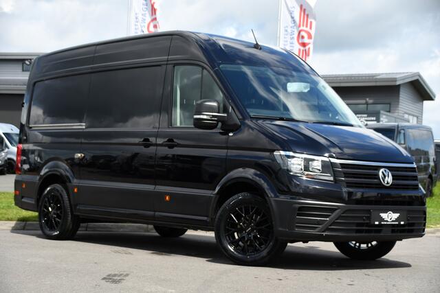 Volkswagen CRAFTER 35 2.0 TDI L3H3 Black Edition Camera, Cruise, Carplay, Trekhaak, 177pk, Multimedia, Geveerde stoel, Uniek!