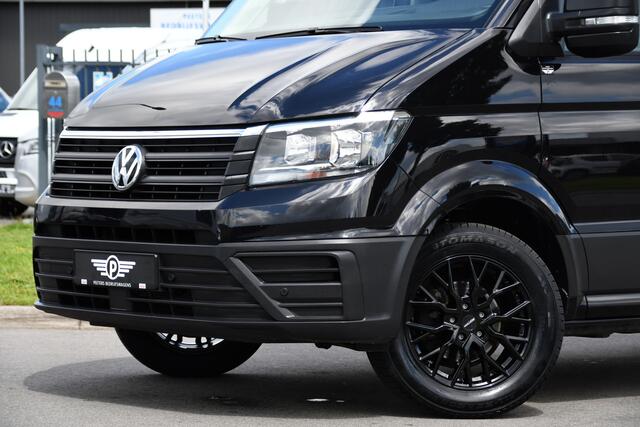 Volkswagen CRAFTER 35 2.0 TDI L3H3 Black Edition Camera, Cruise, Carplay, Trekhaak, 177pk, Multimedia, Geveerde stoel, Uniek!