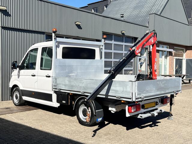 Volkswagen CRAFTER 35 2.0 TDI L3 Fassi Laadkraan M15A Trekhaak 3500 kg trekgewicht Airco Apple carplay Cruise controle 3-Persoons Kastinrichting Open laadbak Pick-up Euro 6 Bakwagen P-up Telefoonverbinding