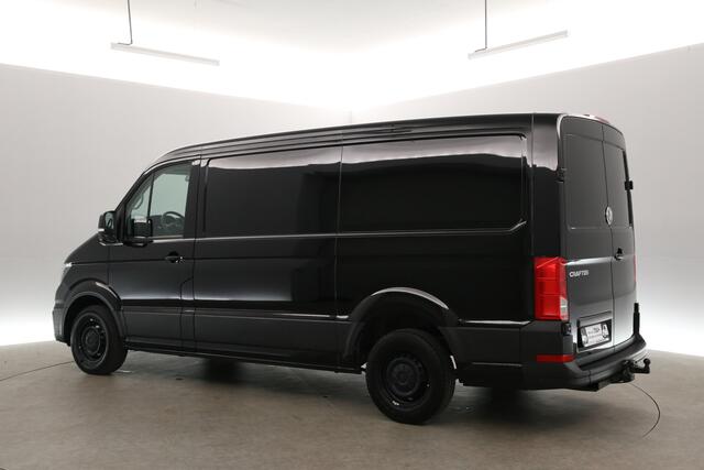 Volkswagen CRAFTER 2.0 TDI 140PK L3H2 | Airco | Carplay | Trekhaak | Parkeersens. | Navi