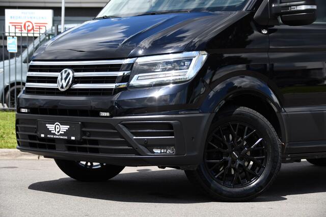 Volkswagen CRAFTER 35 2.0 TDI L3H2 Black Edition Camera, Cruise, Carplay, LED, Stoelverwarming, 177pk, Automaat, Clima, Trekhaak, Voorruit verwarming, Uniek!