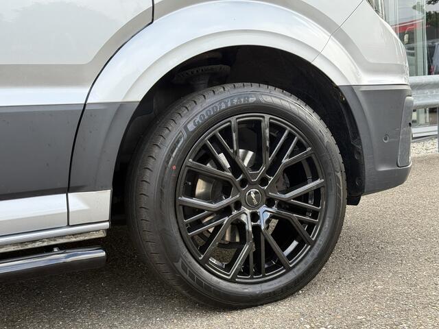 Volkswagen CRAFTER 35 2.0 TDI 177PK L3H2 Highline | ZB-Edition | Adapt. Cruisec. | Navi | Carplay | Trekhaak