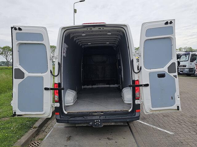 Volkswagen CRAFTER 35 2.0 TDI L4H3 Maxi Airco Navi Euro6 140Pk Pdc L4H3 Maxi Airco Euro6 140Pk Pdc