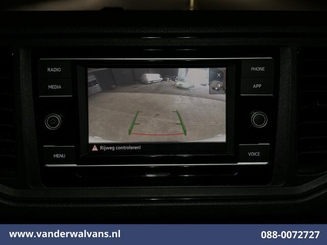 Volkswagen CRAFTER 2.0 TDI 141pk L3H3 L2H2 Euro6 Airco | Camera | Apple Carplay | Cruisecontrol | Chauffeursstoel Android Auto, Massagestoel