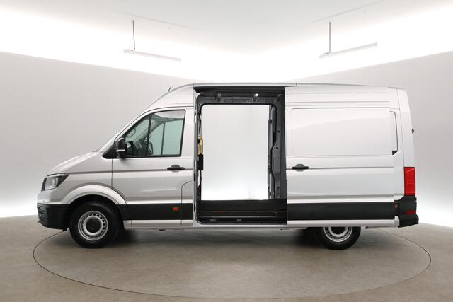 Volkswagen CRAFTER 2.0 TDI 177PK L3H3 | Automaat | 3000kg Trekgew. | Trekhaak | Airco | Camera | 3 Zits | Cruise | 2xSchuifdeur | Carplay