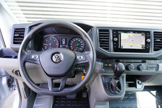 Volkswagen CRAFTER 180pk Automaat LED Apple carplay Camera Navigatie Trekhaak Standkachel