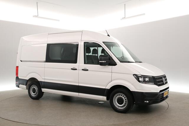 Volkswagen CRAFTER 2.0 TDI 140PK L3H3 | DC | 6 Zits | 3000kg Trekgew. | Airco | Cruise | Camera | Carplay | Parkeersens.