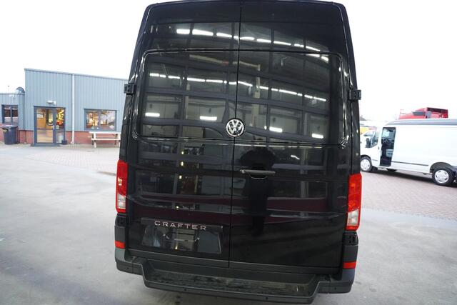 Volkswagen CRAFTER 35 2.0 TDI 177PK L3H3 Automaat Nr. V120 | Climat | Navi | Cruise | Camera