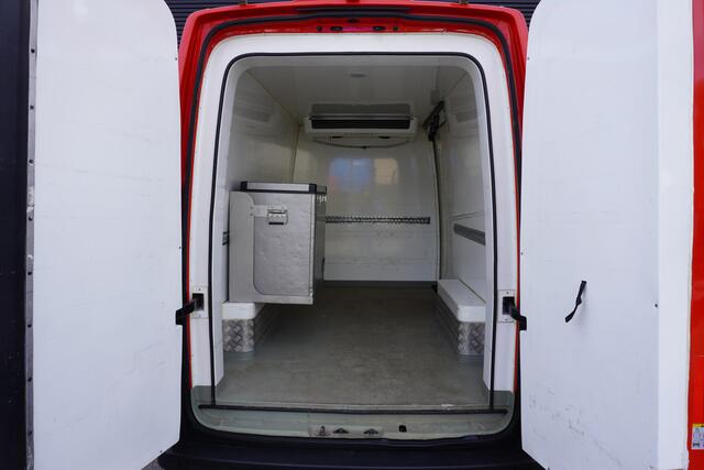 Volkswagen CRAFTER 140pk Koelwagen L3H3/L2H2 Zanotti Airco Radio Bluetooth