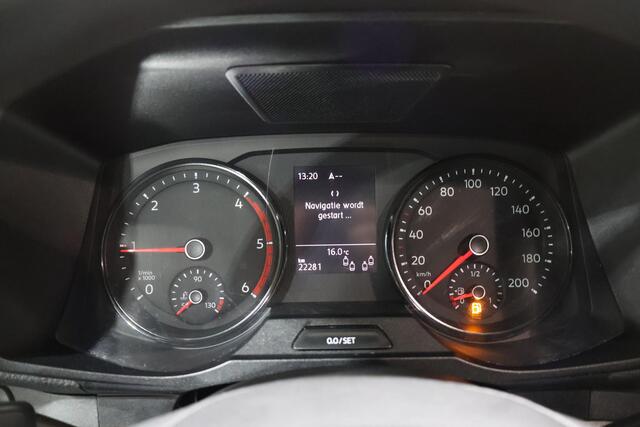 Volkswagen CRAFTER Bedrijfswagens 35 2.0 TDI L3 DC Trendline | 140 PK | Navigatiesysteem | Cruise control | Apple CarPlay / Android Auto |
